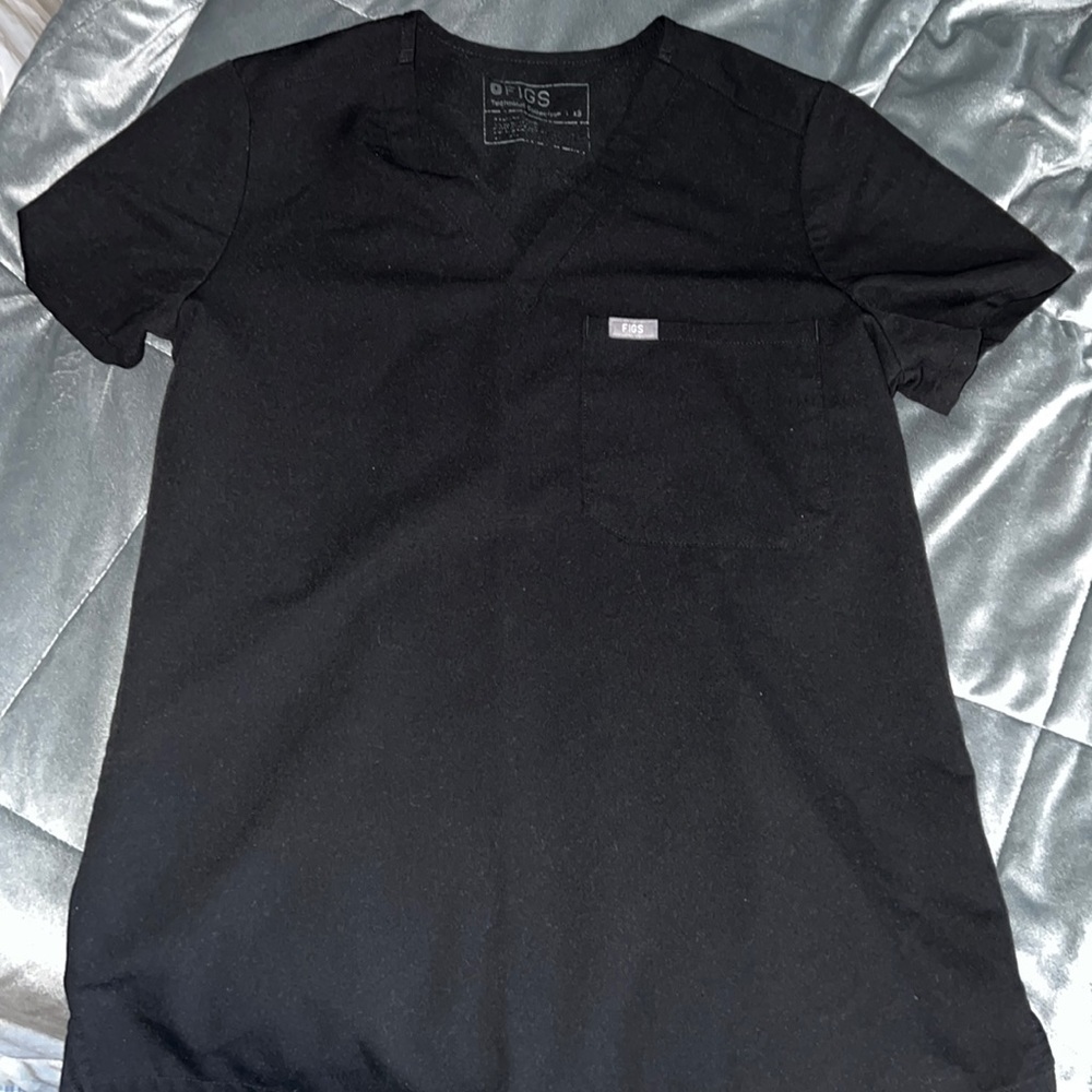 Figs XS Black One Pocket Catarina Top